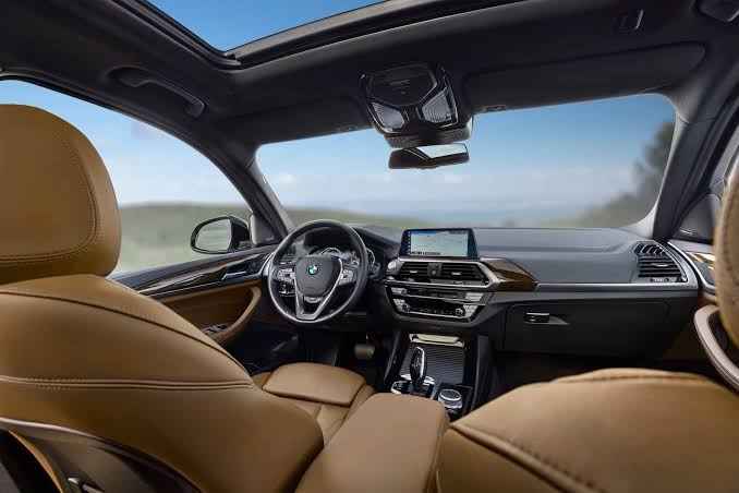 2023 BMW X3 Interior