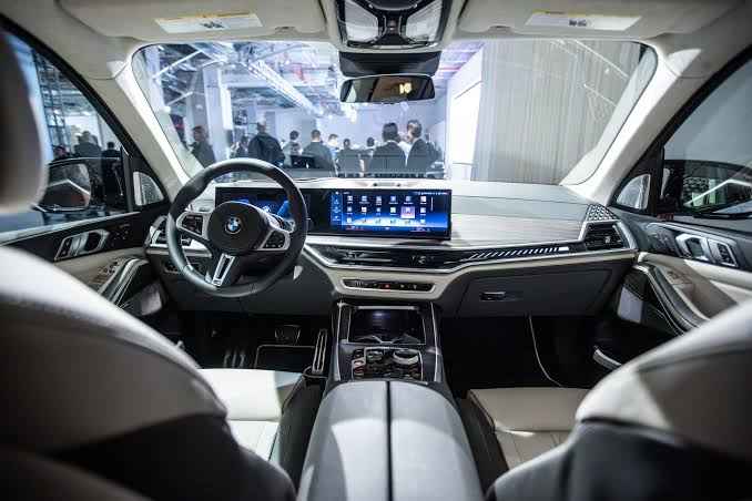 2023 BMW X7 Interior Appearance