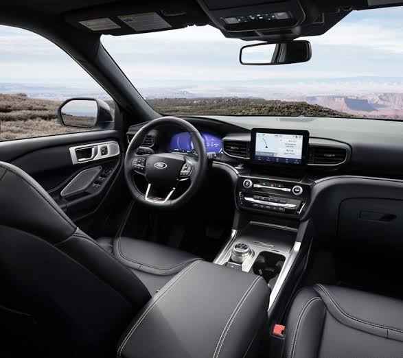 2023 Ford Explorer Interior