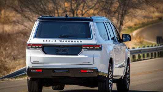 2023 Jeep Wagoneer Exterior Design