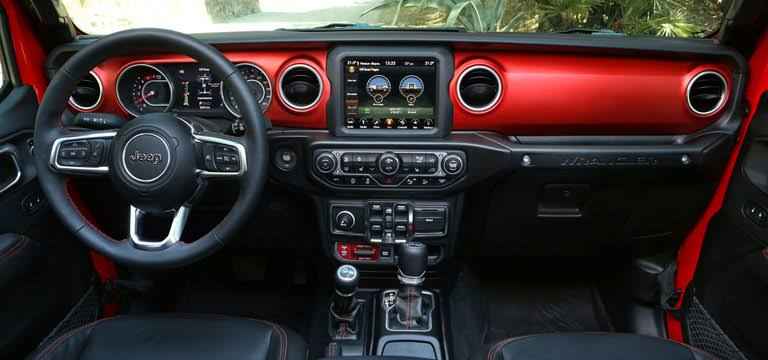 2023 Jeep Wrangler Interior Features