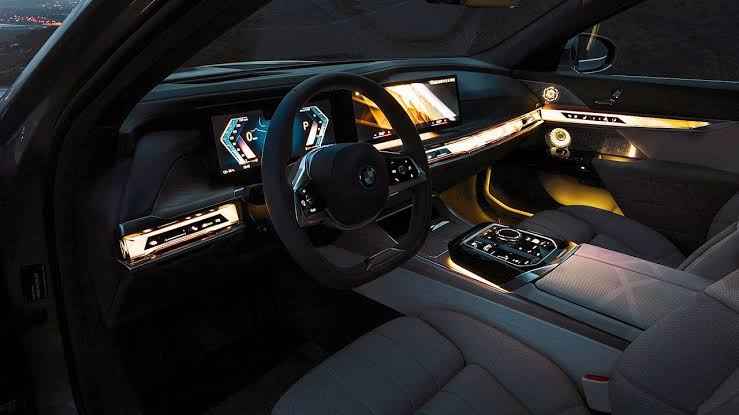BMW 7 Series 2023 Interior Features