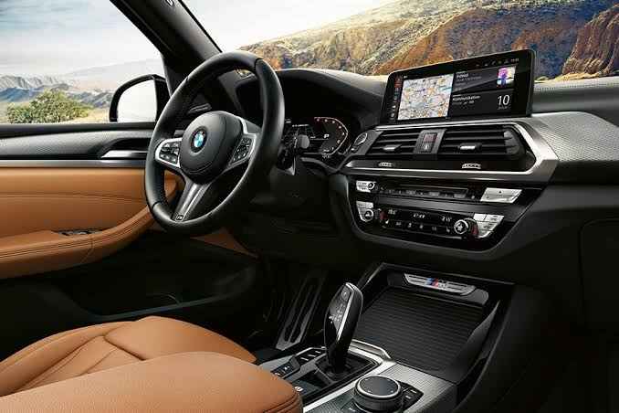 BMW X3 2023 Interior