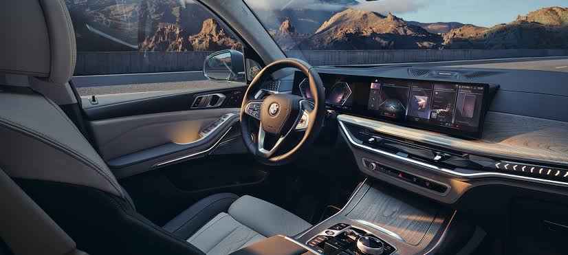 BMW X7 2023 Interior Features