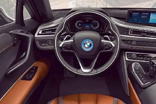 BMW i8 2023 Interior Features