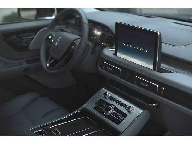 Lincoln Aviator 2023 Interior Features