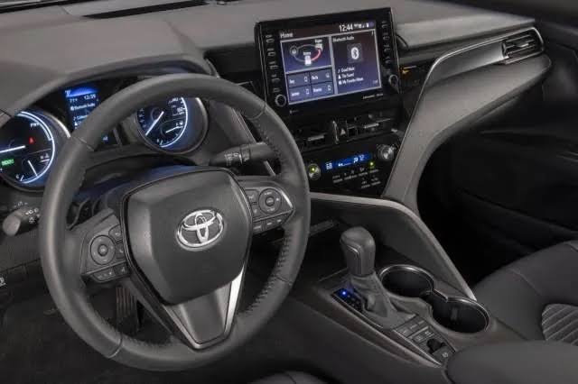 Toyota Camry 2024 Interior Features